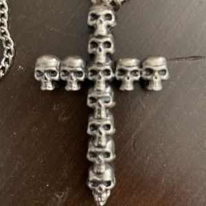 Skull and cross bone cross